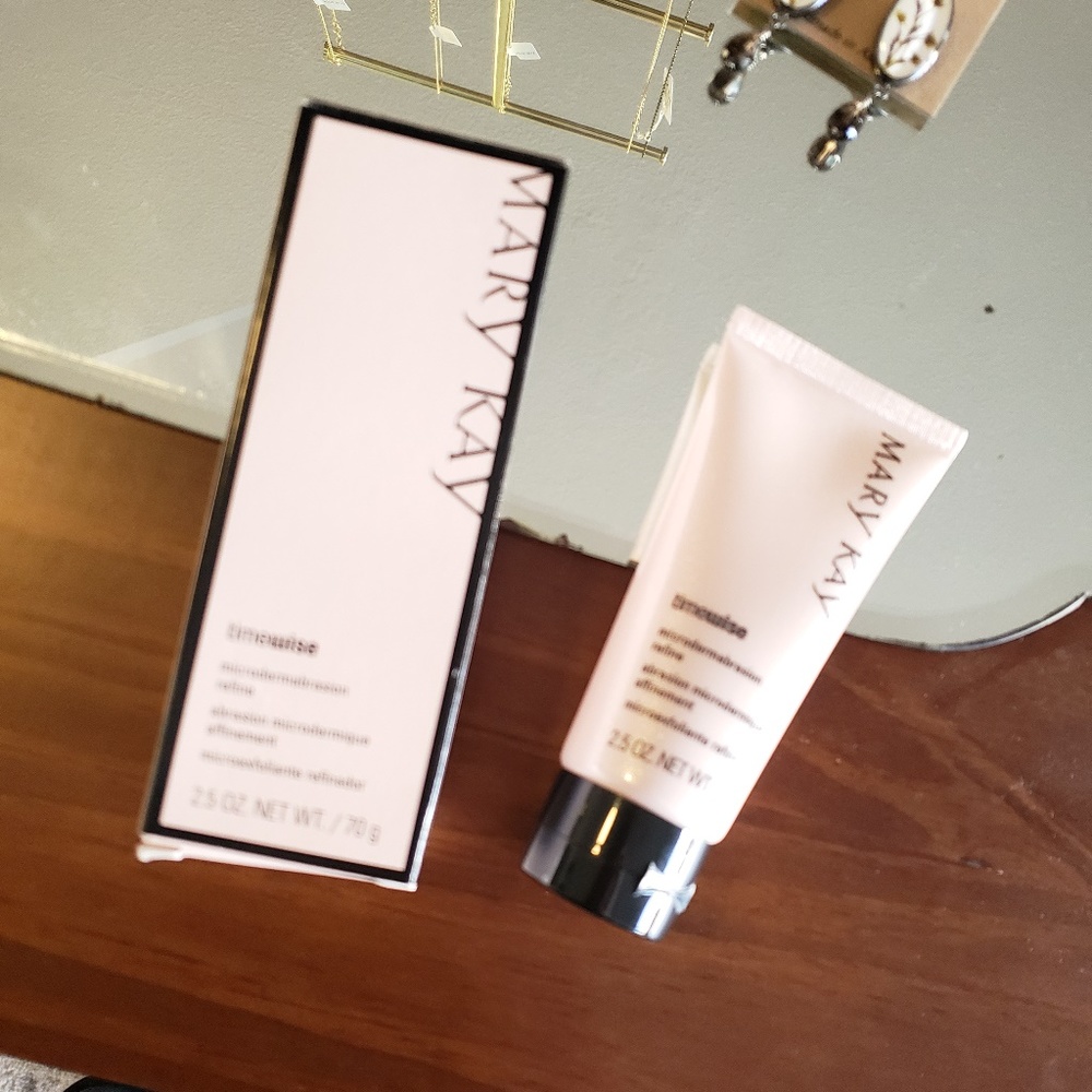 Brand NEW Mary Kay Microdermabrasion Wash